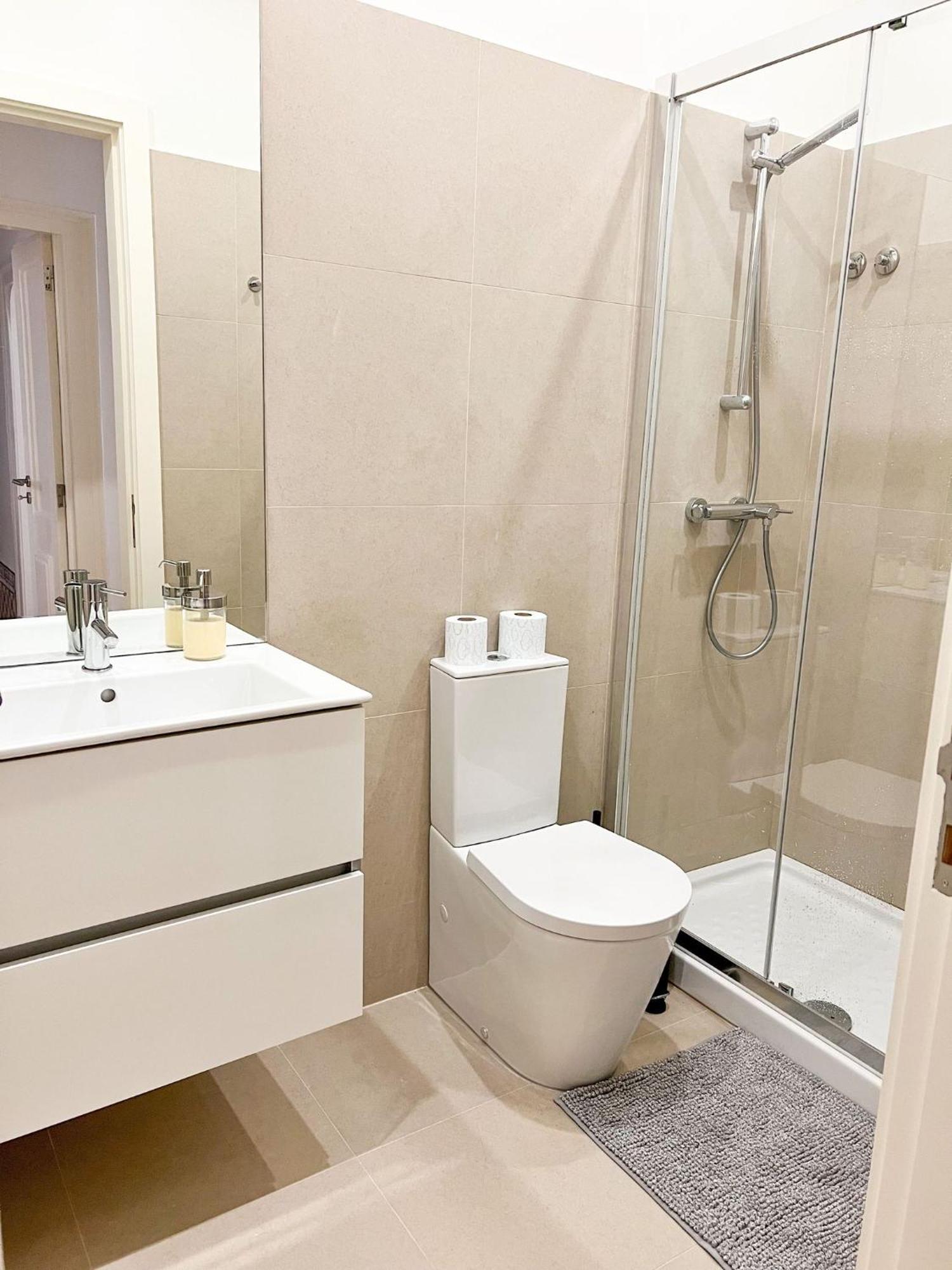 Cozy Room With Privative Bathroom On Rua Augusta Lisboa Extérieur photo
